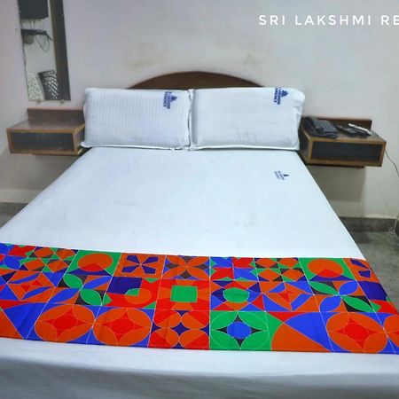 Sri Lakshmi Residency Hotel Tirupati Buitenkant foto