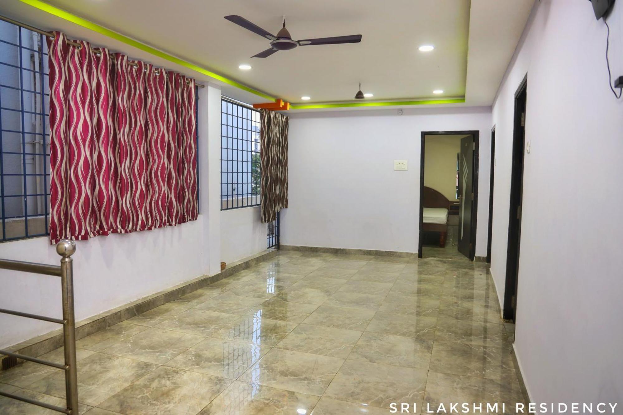 Sri Lakshmi Residency Hotel Tirupati Buitenkant foto