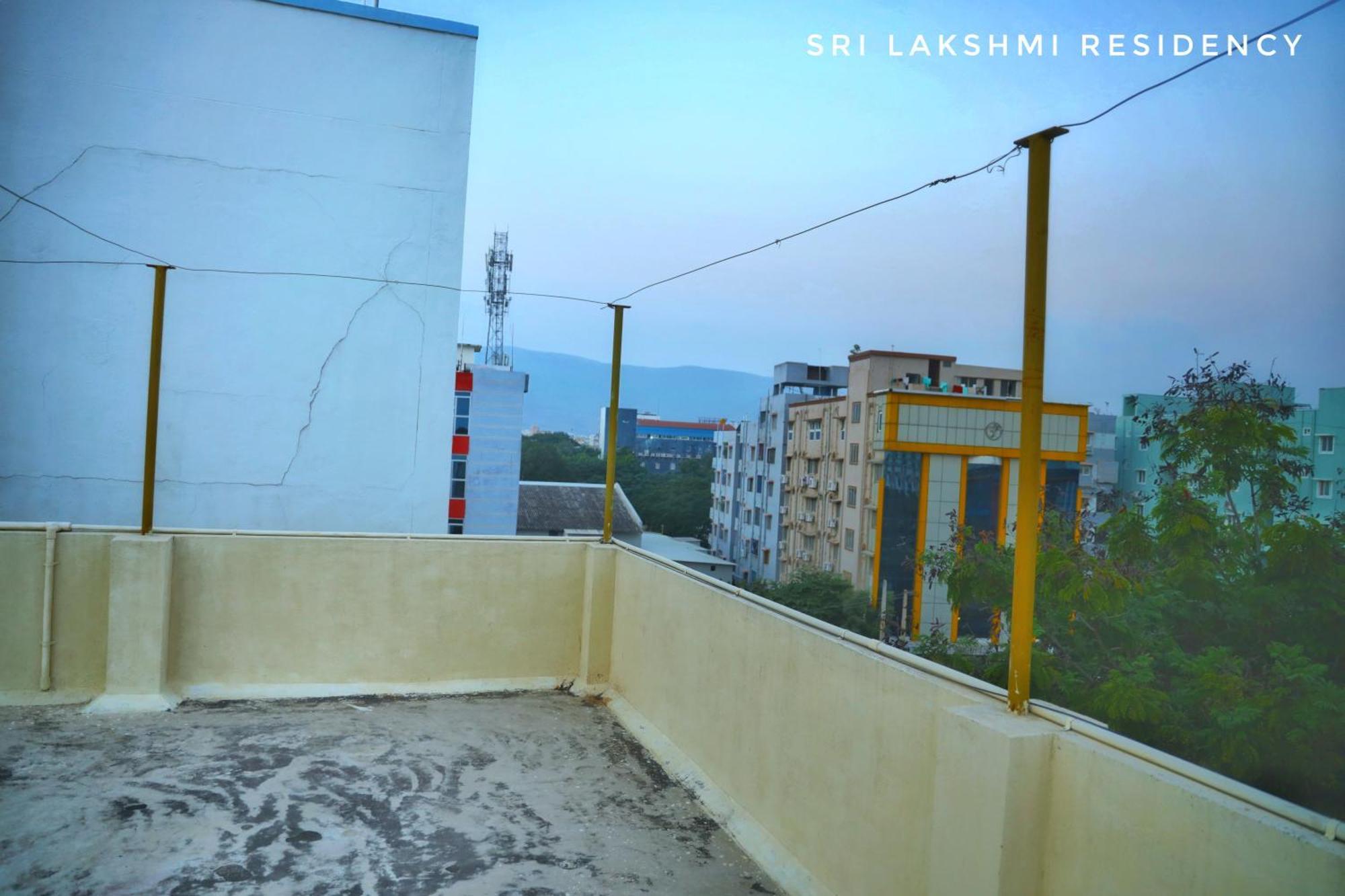 Sri Lakshmi Residency Hotel Tirupati Buitenkant foto