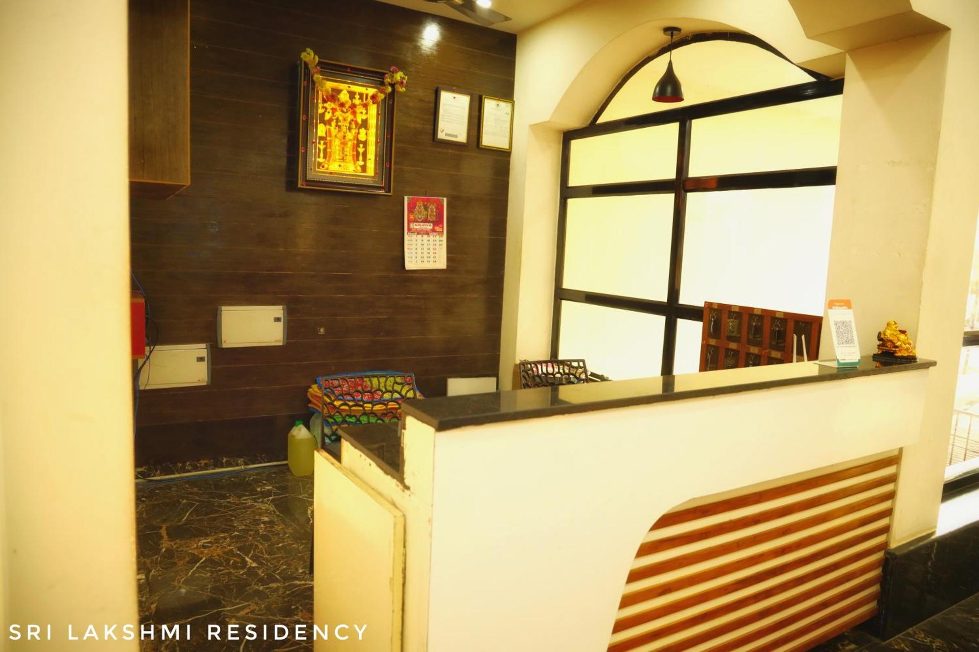 Sri Lakshmi Residency Hotel Tirupati Buitenkant foto