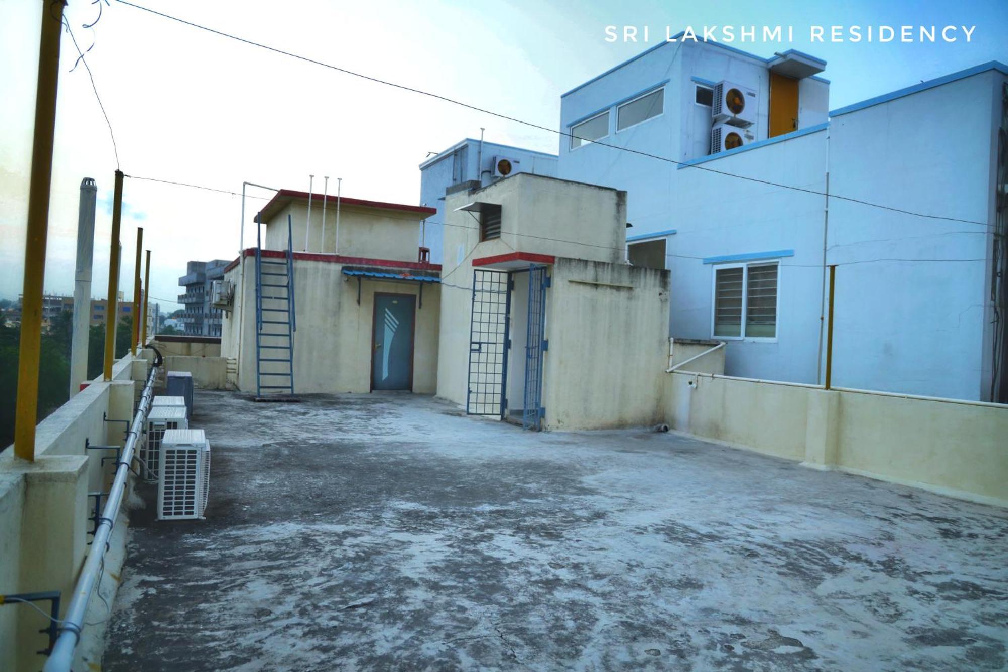Sri Lakshmi Residency Hotel Tirupati Buitenkant foto